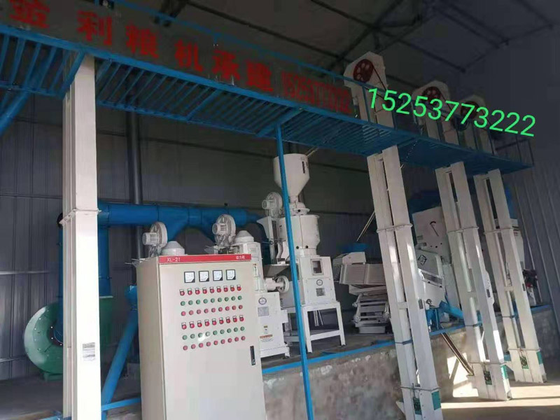 內(nèi)蒙鄂爾多斯達拉特旗恩格貝鎮(zhèn)40噸大米成套加工設備安裝調(diào)試完畢
